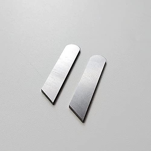 2 couteaux inférieurs pour surjeteuse Bernette Juki MO103, MO104, MO134 MO203, MO204, MO234
