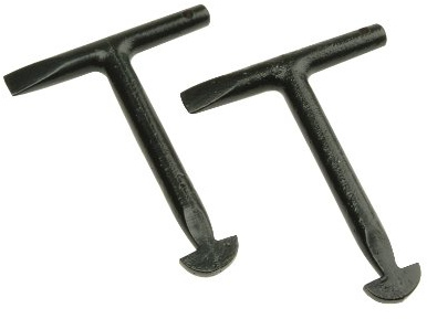 Monument Pair of 5in T-Handle D-End Manhole Lifting Keys - MON1010L