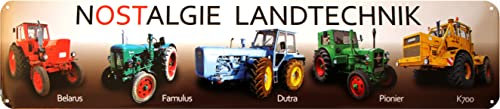 WOGEKA ART Retro Blechschild - NOSTALGIE LANDTECHNIK der DDR - Deko-Schild für TRAKTOR-FANS als Geschenk-Idee zu Geburtstag Weihnachten 46x10 cm Straßenschild Metallschild STR275