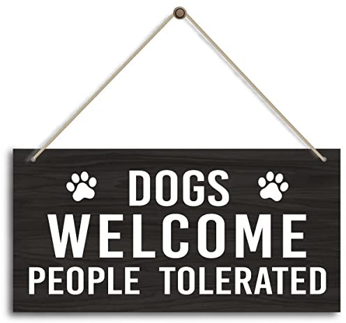 Dog Wall Art Sign Decor, Dogs Welcome People Tolerated, Dog Welcome Sign for Font Door Outside Decor Dog Hanging Wood Wall Art Sign Home Decoration, Housewarming Gifts for Dog Mom Dad Owner Lover