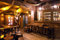 BAR Fototapete VLIES-400x260 cm (1423A)-Vintage Pub Retro Bistro Cafe Piraten Piratenschiff Wandtapete-Inkl. Kleister-Vliestapete Bild Dekoration Wand-Dekor Moderne Motiv-Tapete Panorama Poster XXL