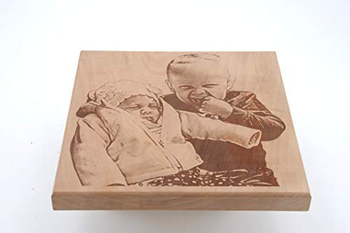 JOWE® Fotogravur auf Holz | Hochwertige Bildgravur auf Holz | Platte aus Massivholz - Fotogeschenk aus Österreich