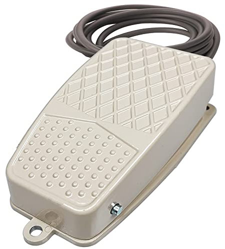 Gebildet Metal 12V-24V-48V-230V/5A Interruptor de Pedal Antideslizante Momentáneo Interruptor de pie Manos Libres con Cable de 100cm, SPDT NO NC Interruptor de Alimentación Control de la Máquina