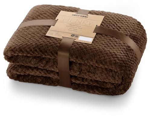 DecoKing Kuscheldecke 220x240 cm braun Decke Microfaser Wohndecke Tagesdecke Fleece weich sanft kuschelig skandinavischer Stil Schoko Henry