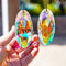 H&D Hyaline & Dora 2 Stück 89mm Kristall Sonnenfänger Prisma Lichtfänger Anhänger, AB farbiges Glas Prisma für Fenster, hängendes Kristall Sonnenfänger Lichtfänger Ornament