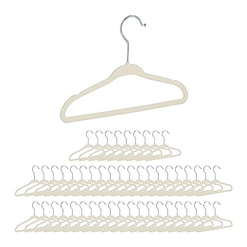 Relaxdays 50er Set Kinderkleiderbügel Samt, rutschfeste Kleiderbügel, Steg & Kerben, Mädchen & Jungen, drehbar, beige, Pack, 50