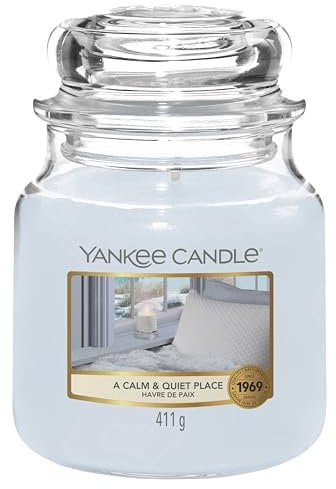 Yankee Candle Medium Jar Scented Candle in a Calm and Quiet Place, Up to 75 Hours Burn Time Grey