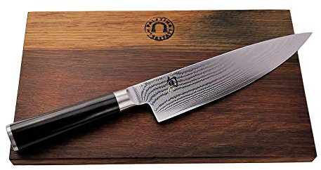 Kai Shun Classic Geschenkset | DM-0706 Kochmesser | 20 cm Klinge aus 32-Lagen Damaststahl | ultrascharfes Japan Messer | + großes Schneidebrett aus Fassholz (Eiche) 30x18 cm | VK: 229,95 €