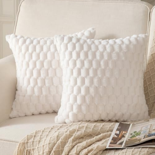 Mandioo 2er Set Cremeweiß superweichen dekorative Plüsch Kissenbezug Kissenbezüge 40 x 40 cm Wollsamt Dekokissenbezüge Kissenhülle Sofakissen Dekokissen flauschig für Couch Sofa Bett Wohnzimmer