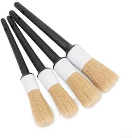 Set di 5 spazzole con setole morbide perfette per la cura completa del veicolo