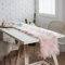 Ricemru Tischläufer Felloptik Rosa Flauschig 30x180 Tischband Fell Kunstfell Boho Style Herbst Modern Tisch Läufer Home Decor für Hochzeit Party Weihnachten