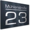 Graviers Design Modernes Hausnummernschild mit Gravur aus Aluminium Verbindungsplatte 380x264mm - Anthrazit RAL 7016 - Wetterfest Rostfrei Individuell anpassbar Straße Nummer - Made in Germany