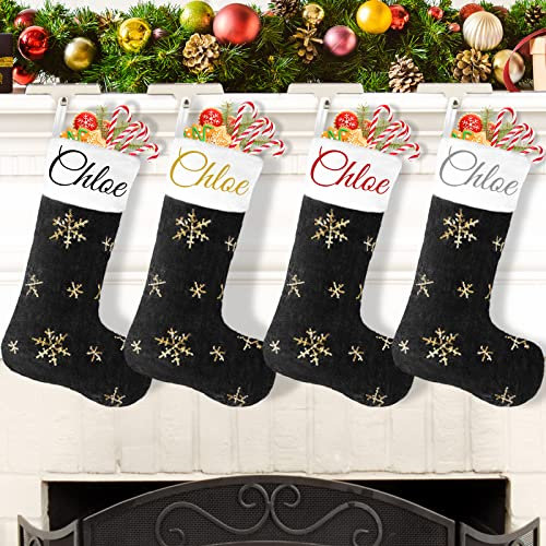 DecroXmas Personalisierte Weihnachtsstrümpfe mit Namen, Weihnachtsstrümpfe Custom Name 2 Pack Black Plüsch Gold Pailletten Schneeflocke Stickstrümpfe Bulk Candy Bag für Kamin