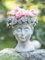 Dekoleidenschaft ausgefallener Pflanztopf Rosenkrone Büste in antiker Steinoptik aus Polyresin, Blumentopf, Garten-Deko für Draußen, Pflanzgefäß, Pflanzschale