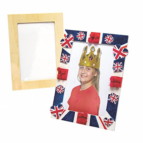 Baker Ross ET128 Wooden Photo Frames - Pack of 4, Woodcrafts for Kids to Design, Paint, Decorate and then Use