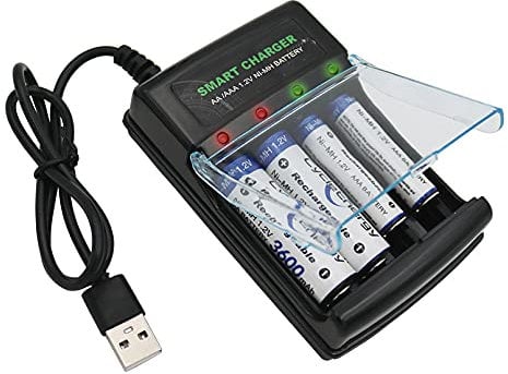 Caricabatterie pile Ricaricabili per AA AAA Batterie Ricaricabili, Caricabatterie Veloce con 4 Slot per Pile Ricaricabili, Caricatore Batterie con LED Display e Cover Design