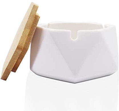 Auspicious beginning Aschenbecher Keramik für mit Deckel, Winddicht, Windaschenbecher,Tischaschenbecher mit Bambus Modern Dekoration für Drinnen Draußen - Weiß