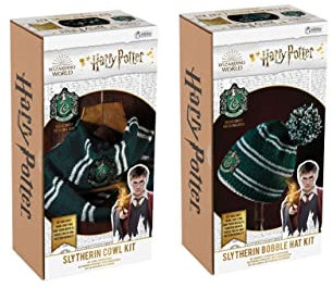 Harry Potter Strickset aus Slytherin, Schal und Beanie-Mütze, Grün