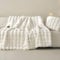 Miyacare Kuscheldecke 130x160 cm, Kaninchen Plüsch Decke, Super Soft Wohndecke Dick 650 G/M² Couchdecke Warme Überwurfdecke Sofadecke für Sofa Schlafzimmer Büro (Weiß+Kissenbezug, W130 x L160CM)
