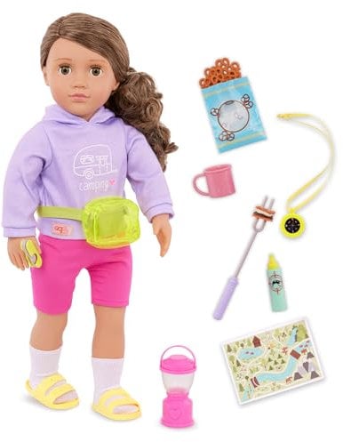 Our Generation Camping-Puppe Vivian – 46 cm große Spielpuppe mit Kleidung & 10 Camping-Zubehörteilen wie Laterne, Kompass & Marshmallow-Spieß – ab 3 Jahren