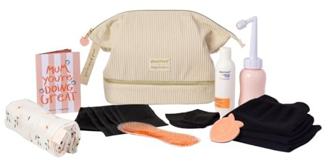 doomoo x Babyatoutprix Kit Post-Partum - Trousse + 8 Essentiels Maternité | Inclus Shortys, Douchette, Gel Intime & Bande Apaisante Froid/Chaud - Idéal Pour Valise d'Accouchement & Cadeau Jeune Maman