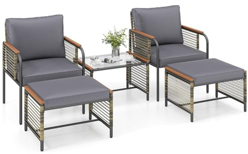 COSTWAY Ensemble de Mobilier de Jardin 5 Pièces, Salon de Jardin en Rotin PE avec Coussins 2 Ottomanes Table Basse en Verre Trempé, Meuble Extérieur pour Patio Cour Terrasse (Marron+Gris)