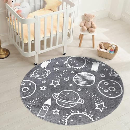 carpet city Teppich Kinderzimmer Weltall - Dunkel-Grau - 160 cm Rund - Kinderteppich Kurzflor mit Sternen, Raketen, Planeten - Weicher Flor