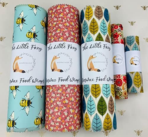 Natural Reusable Beeswax Food Wraps - Set of 5 Sheets 3 Large (30x30cm),1 Medium(20x20),1 Small(15x15) Sizes Wraps - Patterns Randomly Selected