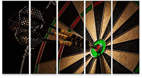 Bild auf Leinwand Drei Darts Bulls Eye Close Up Hobbyraum Dart Sport Leinwandbild Wandbild Prime Bilder für Wohnzimmer etc.