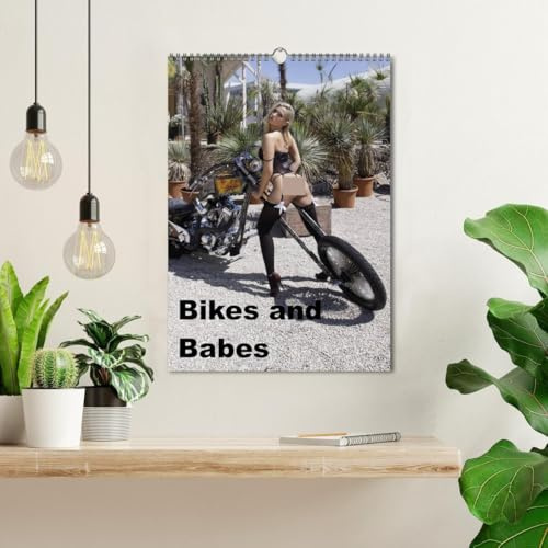 Bikes and Babes (Wandkalender 2026 DIN A3 hoch), CALVENDO Monatskalender: Motorräder und Mädchen (CALVENDO Erotik)