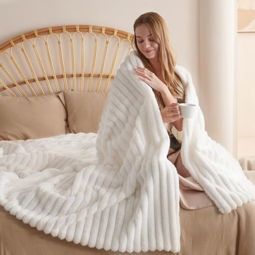 Lanqinglv Kuscheldecke Flauschig Decke Weiß,Dicke Kuscheldecke Plüsch Flanell Decke,Weiche Warme Winter Couchdecke Überwurfdecke Sofadecke Tagesdecke Für Bett Couch,130x150 cm