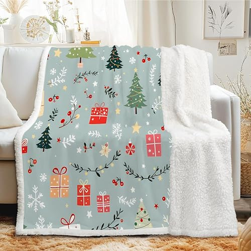 Kuscheldecke Flauschig mit Weihnachtsbaum Sherpa Decke 135x200cm Weich und Warm, Doppelseitig Rote Beeren Sofadecken Kuschelig Überwurf für Sofa, Couch, Bett & Wohnzimmer, Wohndecke Grau