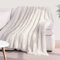 KANKAEU Kuscheldecke Flauschig 130×160 cm, Super Weich & Warme Decke, Reines Weiß Kuscheldecke, Hochwertige Wohndecke, Fleecedecke, Sofadecke, Tagesdecken, Couchdecke