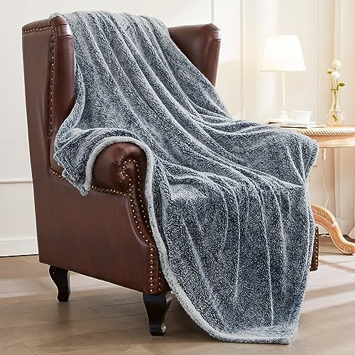Exclusivo Mezcla Plush Fuzzy Fleece Throw Blanket 127x178 CM, Super Soft, Fluffy and Warm Blankets for Couch, Bed, All Season Use, Mixed Navy Blue