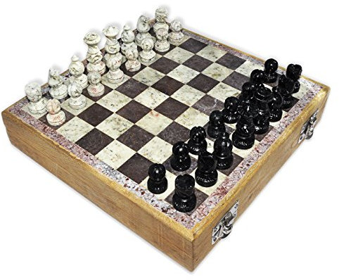 Schachspiel aus Holz, Marmorstücke aus Indien, 20,3 cm