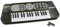 Bontempi | MiniKey - Tastiera Portatile a 32 Tasti con Passo Mini e Versatile Opzione di Alimentazione, 430x160x50 mm