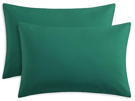 RUIKASI Green Pillow Cases 2 Pack - Forest Green Plain Pillowcases with Envelope Closure Breathable Premium Brushed Microfiber Set of 2 Pillow Covers Standard 50x75 cm
