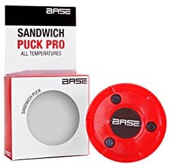 Base Unisex Sandwich Pro I Stickhandling-& Trainings-Puck I Gute Gleiteigenschaften I Für alle Temperaturen I Inline-und Street Hockey I 120 Gramm I Rot, 7,5 cm