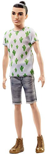 Mattel Barbie FJF74 Ken Fashionistas Puppe im Kaktus-Look und Manbun