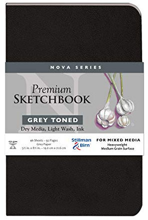 Stillman & Birn Nova Series Graues Softcover-Skizzenbuch, 14 x 21,6 cm, 150 g/m² (schwer), graues Papier, Oberfläche mit mittlerer Körnung