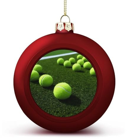 Weihnachtskugeln, Tennisbälle auf Tennisgrasplatz, Druck, Weihnachtsschmuck, Weihnachtsbaumschmuck, festliche Ornamente, Feiertagsverzierungen