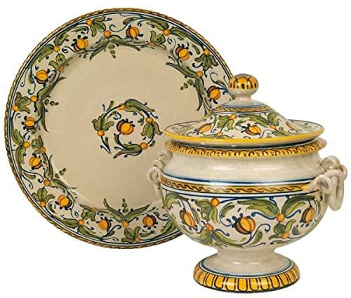 Zuppiera con Coperchio e Piatto in Ceramica Artistica Italiana. Dimensioni: h 76,2 ø 101,6 cm.