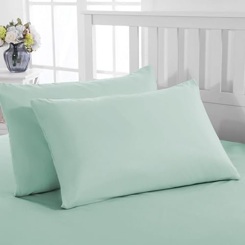 PRIME LINENS Pillow Cases 2 Pack Standard Size Polyester Cotton Pillow Cover with Envelop Closure Wrinkle Fade Resistant Pillowcases Machine Washable (Mid Green, 50 x 75 Cm | Pack of 2)