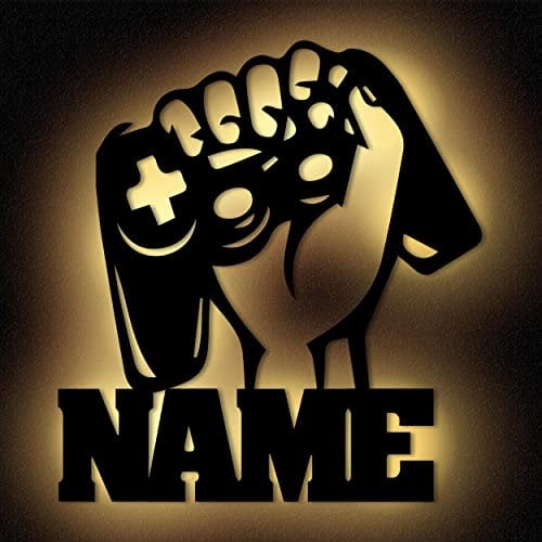 Personalisiertes Gamer LED Schild HDF Schwarz | Gaming Lampe mit Wunschname für Jugendzimmer Jungen Mädchen | Deko Leuchtschild für Zockerzimmer, Schreibtisch & Wand | Gamer Geschenk