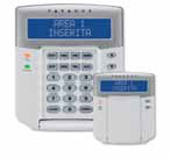 PARADOX K641+ Tastiera con visualizzatore alfanumerico LCD con retroilluminazione colore blu ad alta visibilità, 2 righe di 16 caratteri con scritte programmabili. Colore bianco.