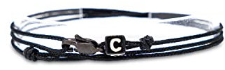 Made by Nami Buchstaben-Armband Personalisiert - Damen Herren Mädchen Pärchen-Armband - Freundschaftsarmband Verstellbar - beste Freundin Geschenk (Schwarz C)