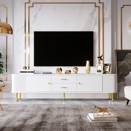 Meuble TV bas blanc avec poignées dorées, pieds dorés, côtés incurvés, bords arrondis, 2 tiroirs, 2 portes, meuble TV, buffet, console multimédia, salon, luxueux, moderne