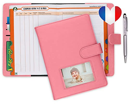 Protege carnet de sante bebe enfant personnalise pour Fille avec STYLO | Couverture carnet | Pochette ordonnance et carte vitale | BONUS autocollants | Coffret cadeau naissance original