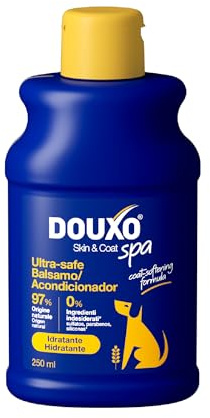 DOUXO® Skin & Coat SPA Ultra-Safe Hafer-Balsam für Hunde, 250 ml. Sanft entwirrt, belebt das Fell und spendet der Haut Feuchtigkeit und hinterlässt EIN weiches, seidiges und glänzendes Fell.