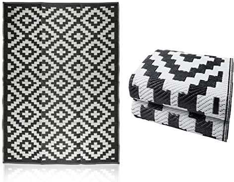 GBS Lightweight Reversible Portable Rug Modern Stain Water Resistant Non-Fading Plastic Mat - Perfect For Summer Garden Patio Picnic Deck Beach - Indoor/Outdoor (Black, 150 x 240cm)